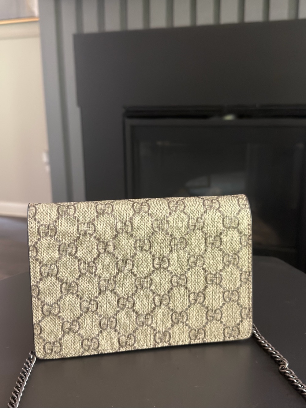 Gucci Beige GG Supreme Crossbody with Tan Trim and Silver Hardware - Picture 2 of 2